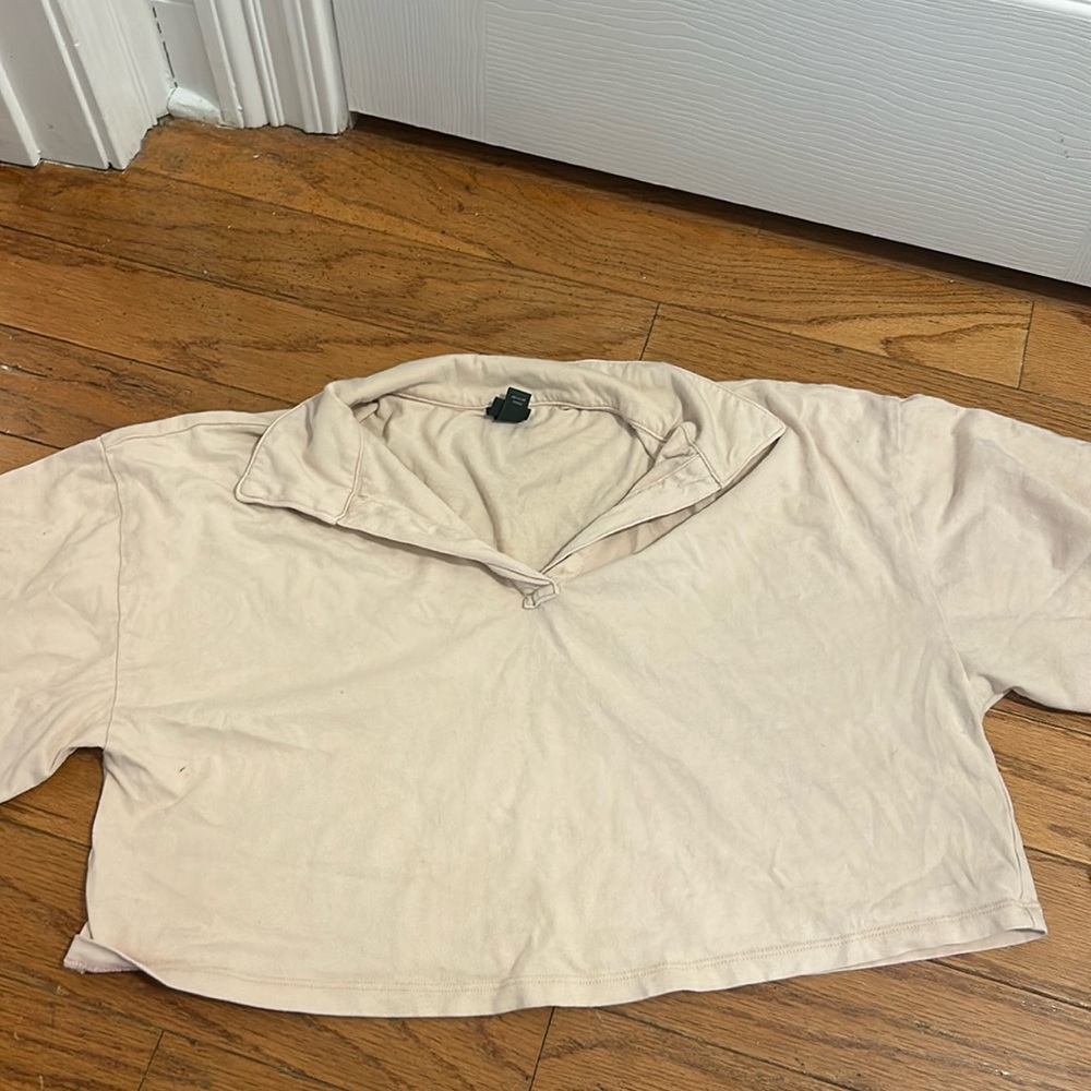 Cream cropped tee